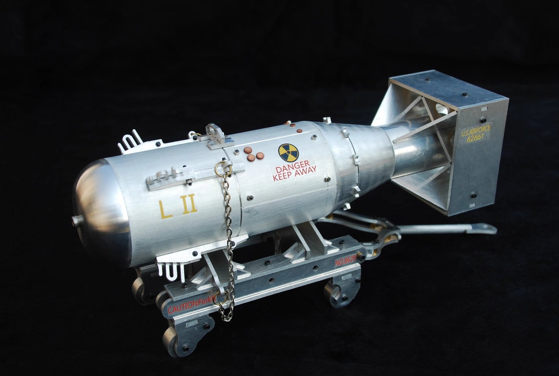 1/12 Full Metal WWII American Little Boy Nuclear Bomb Assembly Model - Mech Artisans